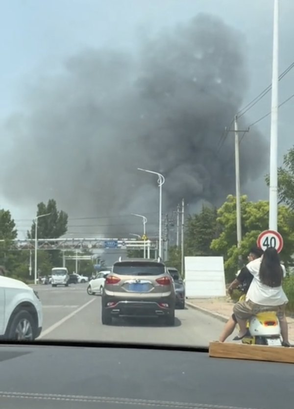 壹策略 高密化工厂爆炸事故：2公里内建筑玻璃被震碎